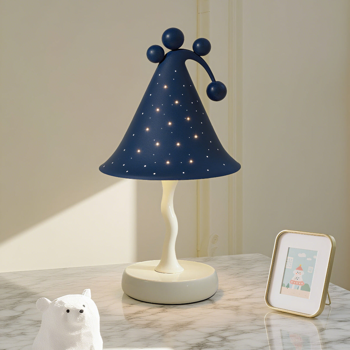 Christmas hat desk lamp with dimensions and product details  - QianLai Lighting Fixtures Store